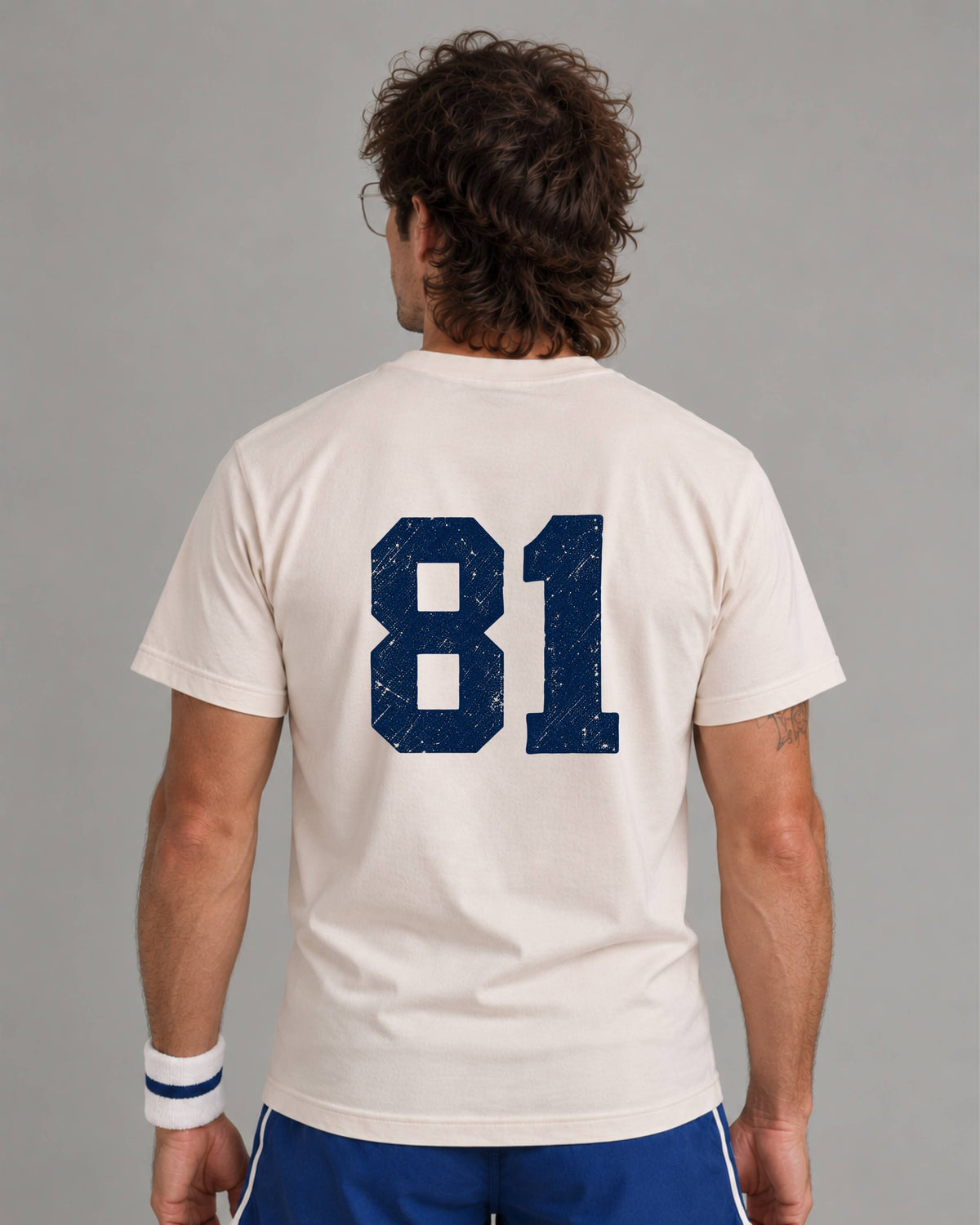 '81 CLUB TEAM  T-SHIRT